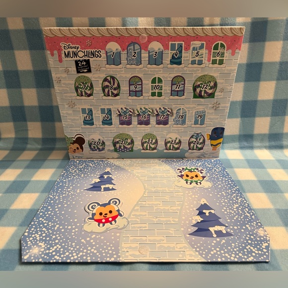 Disney Munchlings Advent Calendar 2024 NIB - Picture 3 of 5